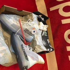 DS Off-White converse 7.5 women’s